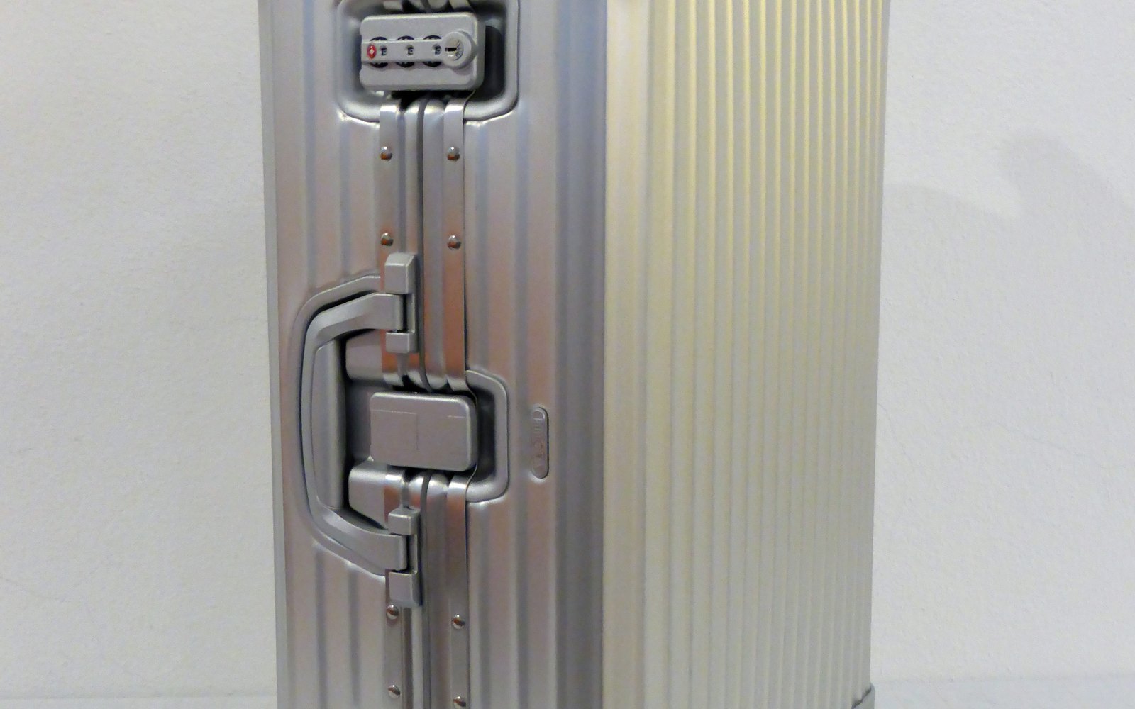 Rimowa Topas hard-shell case