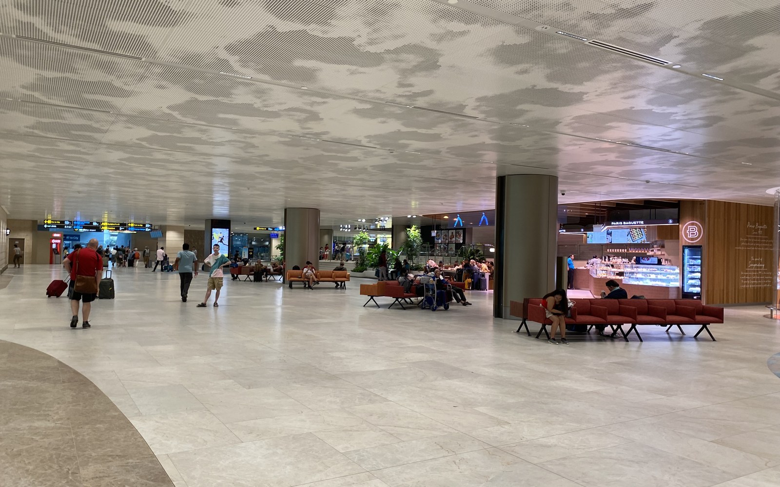 The departure hall of Singapore Changi Airport Terminal 2